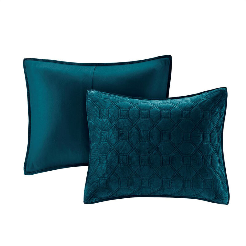 Gracie Mills Gayle 3-Piece Casual Geometric Velvet Quilt Set