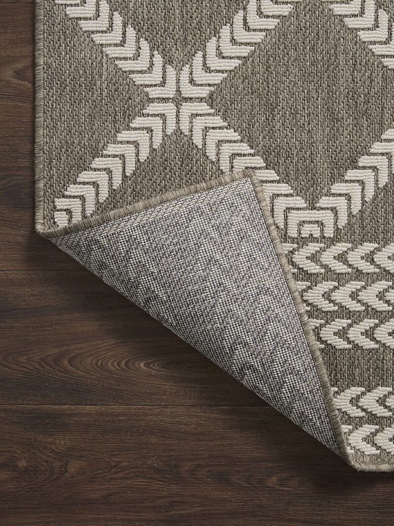 Rainier RAI05 Natural/Ivory 3'11" x 5'11" Rug