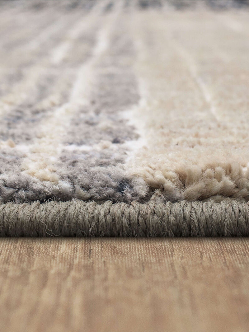 Vanguard Resolute 5'3" x 7'10" Rug