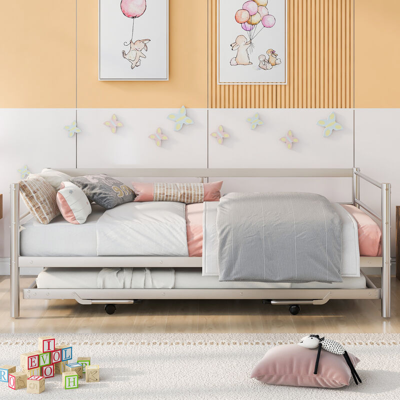 Merax Metal Daybed Bed with Pop Up Trundle