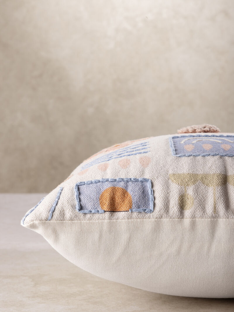 Junia Pillow