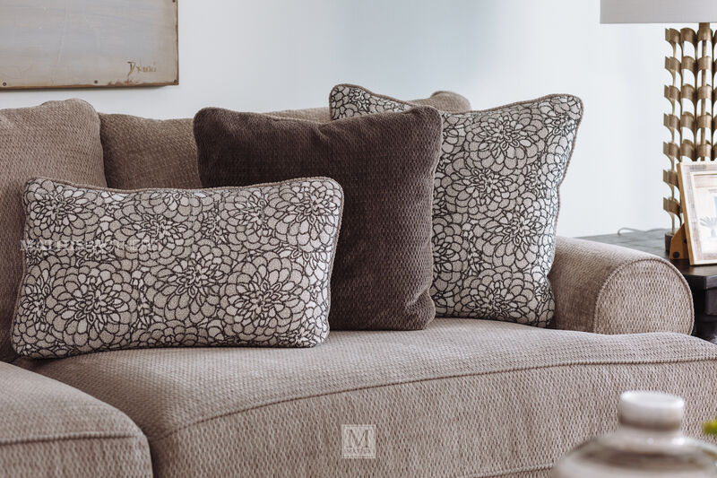 Mustang Sofa