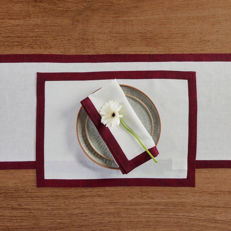 Solino Home 100% Pure Linen Placemats 14 x 19 Inch Set of 4 | Classic