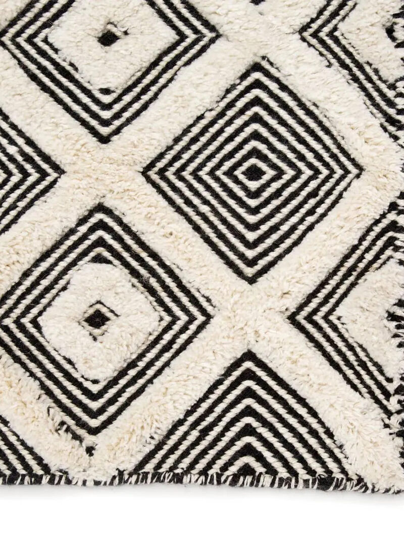 Rebecca Dosc Black 7'10" X 10'10" Rug