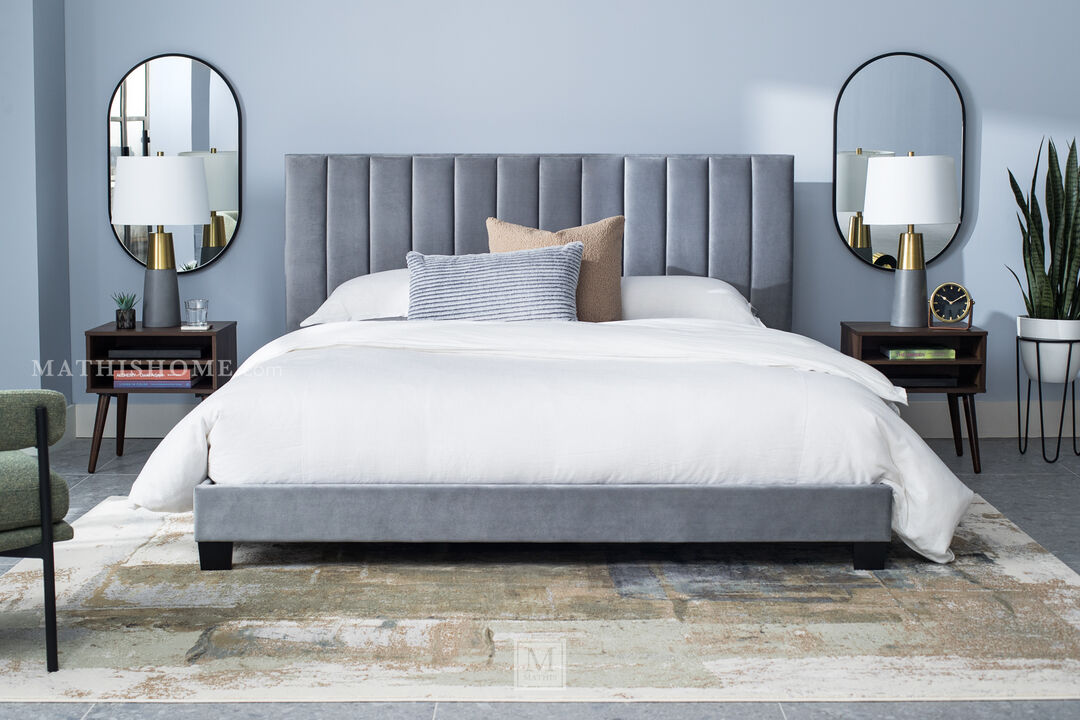 Coyote 3-Piece King Bedroom Set