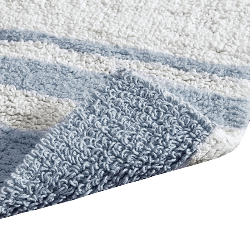 Gracie Mills Cecelia Casual Stripes Cotton Reversible Bath Rug  - 20x30"