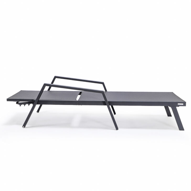 LeisureMod Marlin Patio Chaise Lounge Chair with Armrests – Black Aluminum Frame & Navy Blue Mesh for Outdoor Comfort