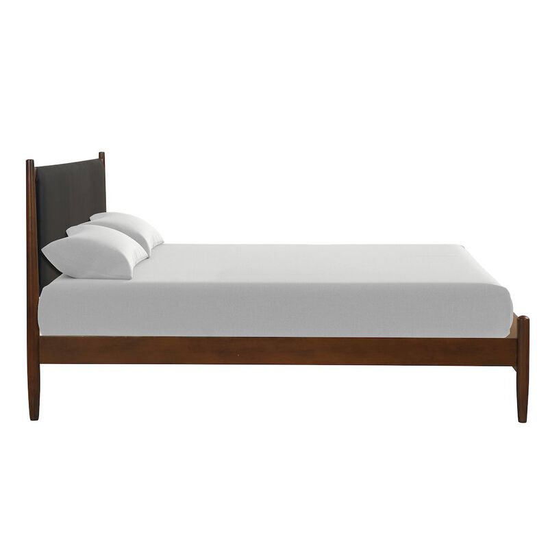 New Classic Furniture Ian King Wood Platform Bed, Cherry