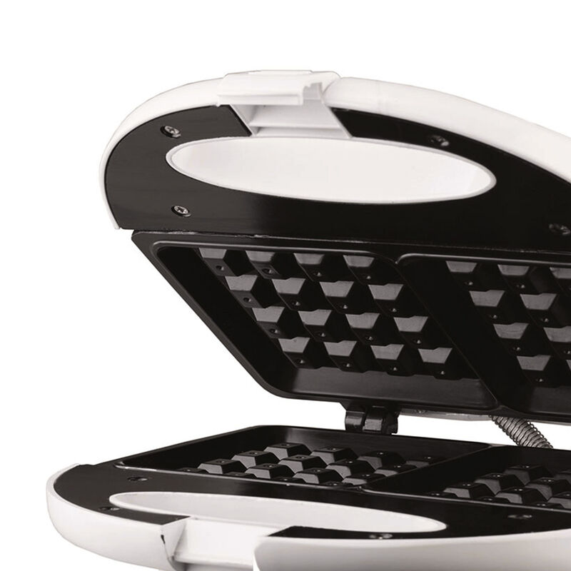 Brentwood Waffle Maker in White