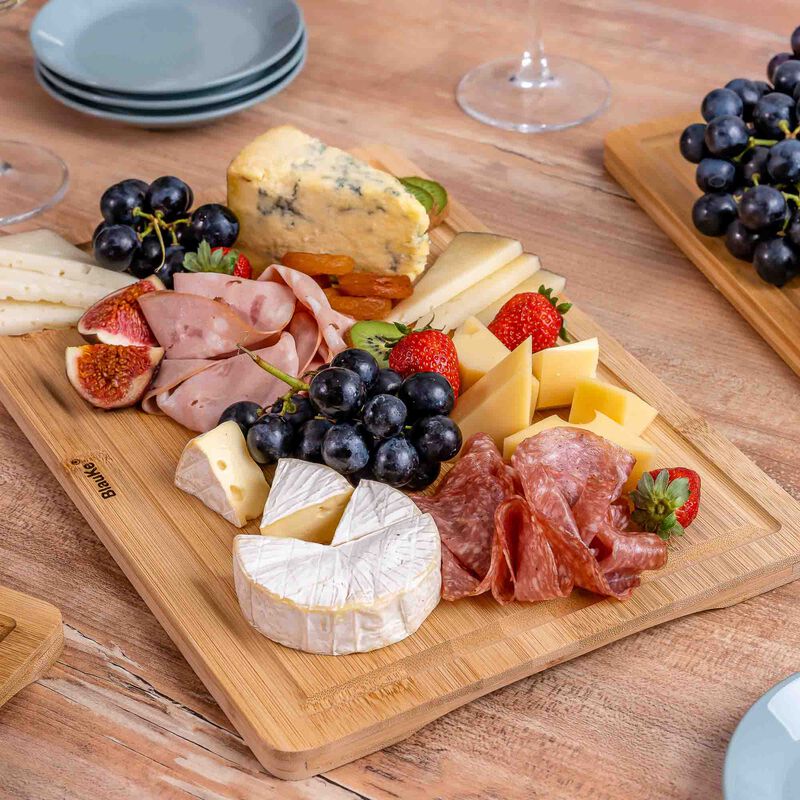 Wood Cutting Board for Kitchen 15x10 inch - Wooden Serving Tray - Large Bamboo Chopping Board with Juice Groove and Handles
