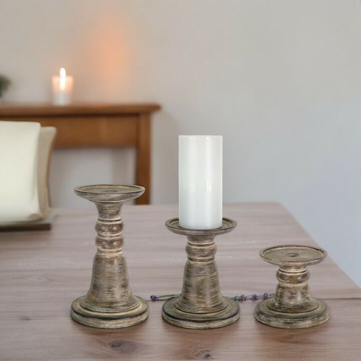 Set of 3 Elegant Candle Holders for Home Décor and Ambient Lighting