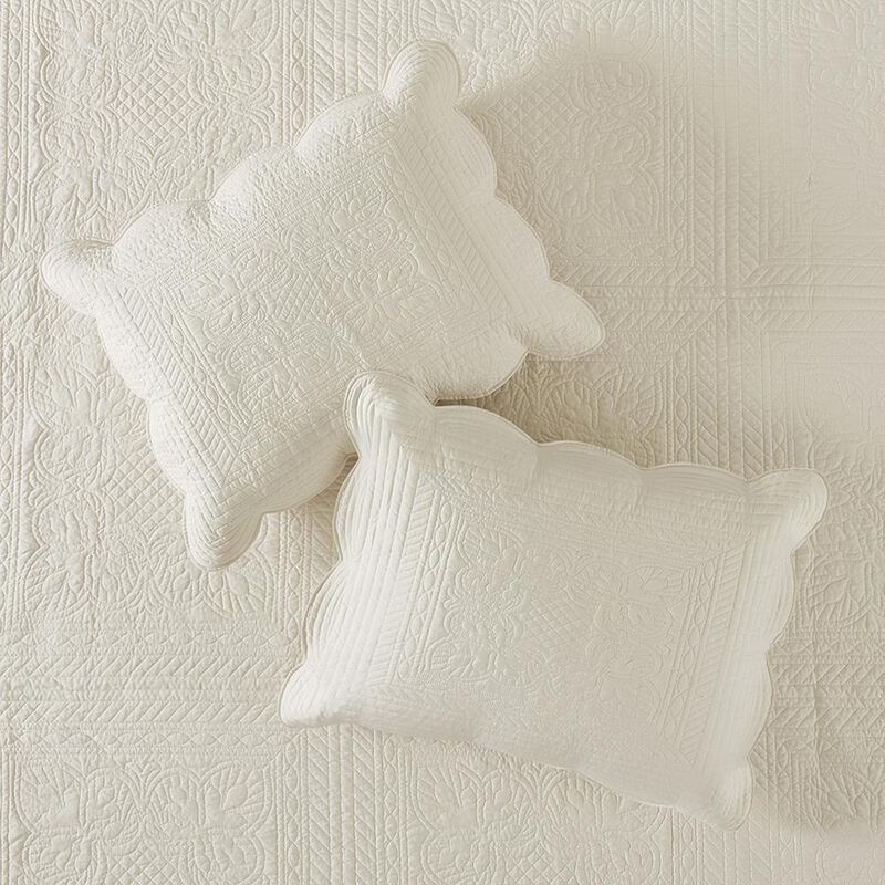 Belen Kox Scalloped Edge Coverlet Set, Belen Kox