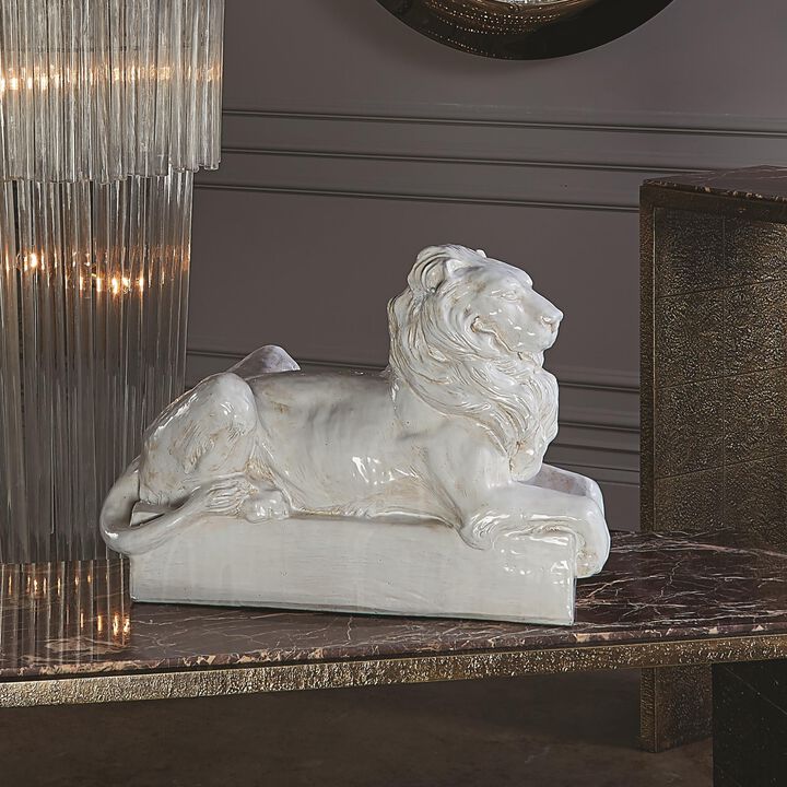 Lion Sculpture