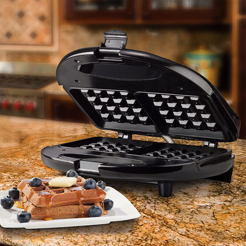 Brentwood Waffle Maker in Black