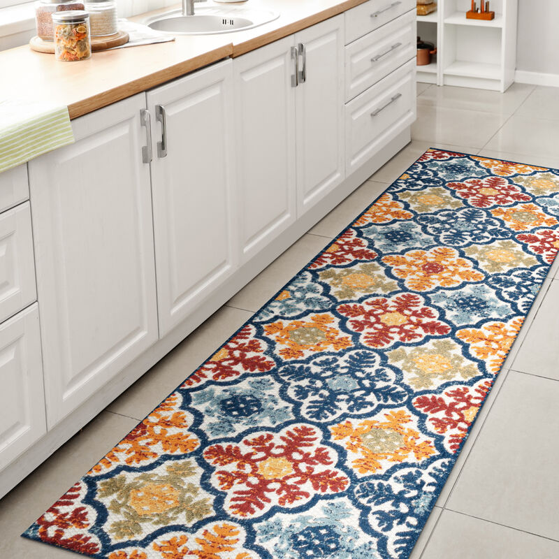 Cassis Ornate Ogee Trellis High-Low Indoor/Outdoor Area Rug