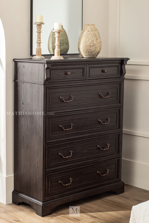 Hickory Creek Chest