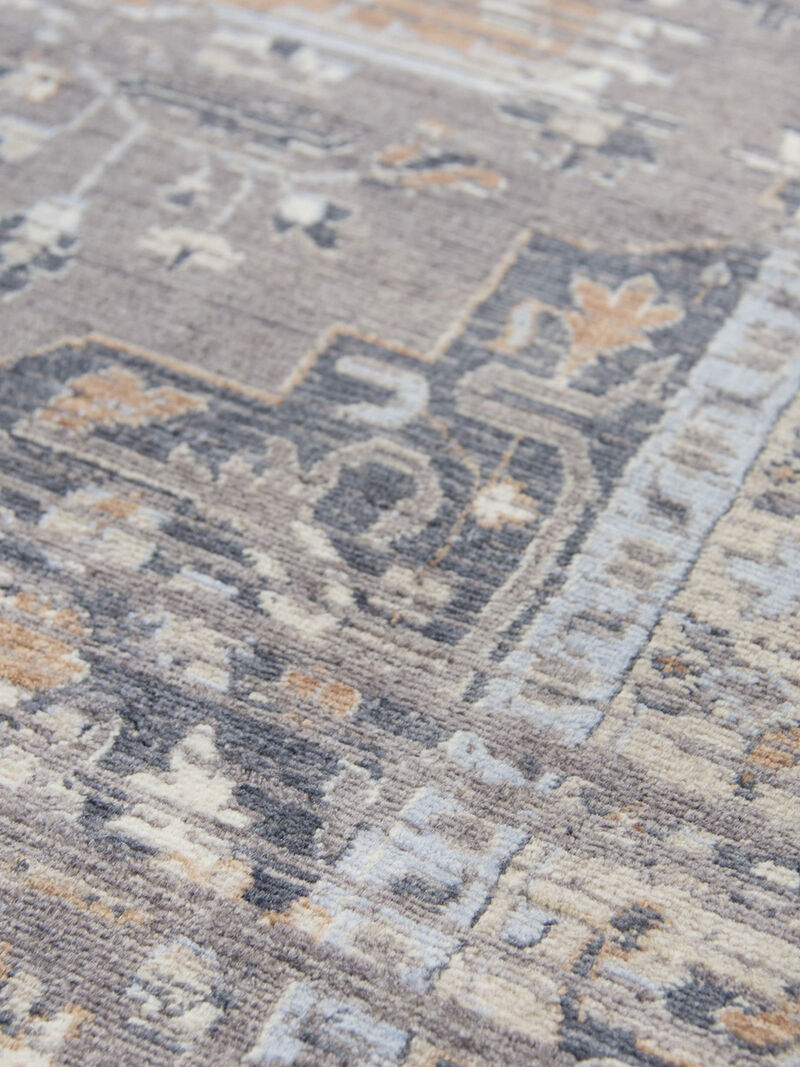 Gossamer GS6761 2'6" x 10' Runner Rug