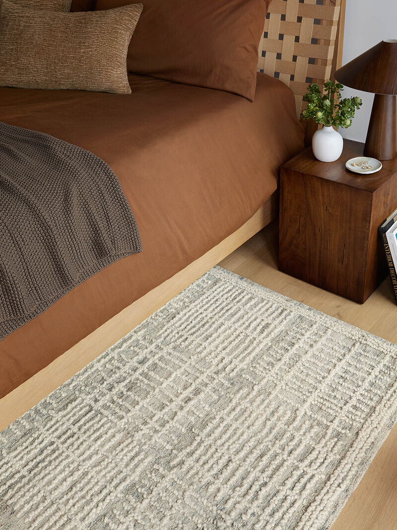 Tallulah TLL-02 Mist / Ivory 18" x 18" Sample Rug by