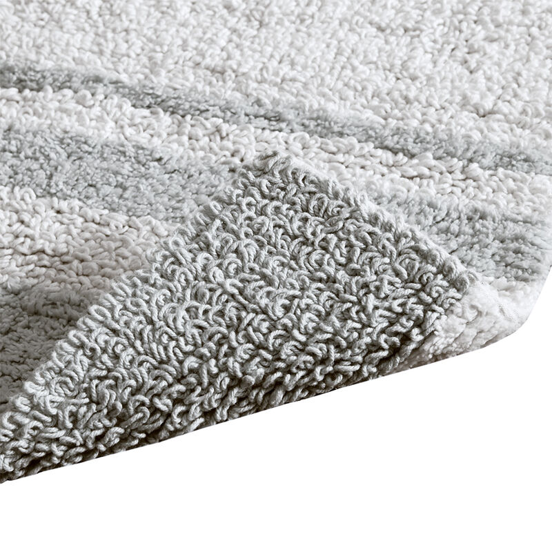 Gracie Mills Cecelia Casual Stripes Cotton Reversible Bath Rug  - 20x30"