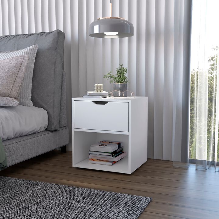 Elliott Nightstand