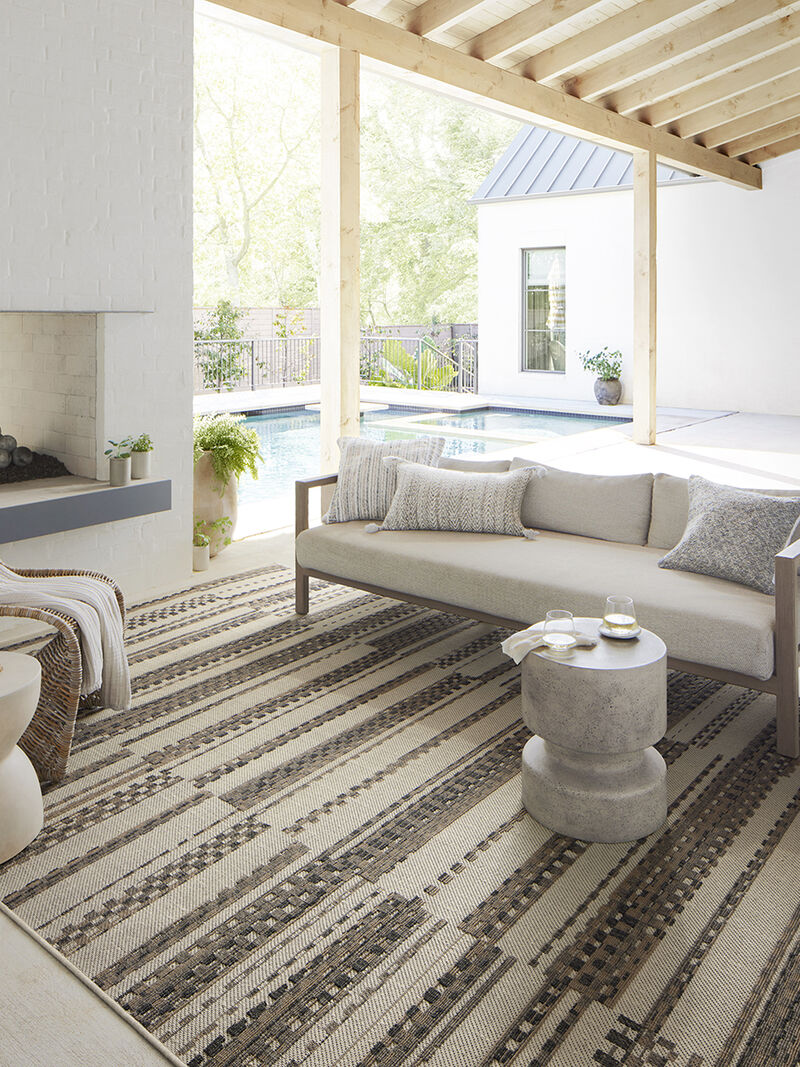Rainier Ivory/Taupe 9'2" x 12'2" Rug