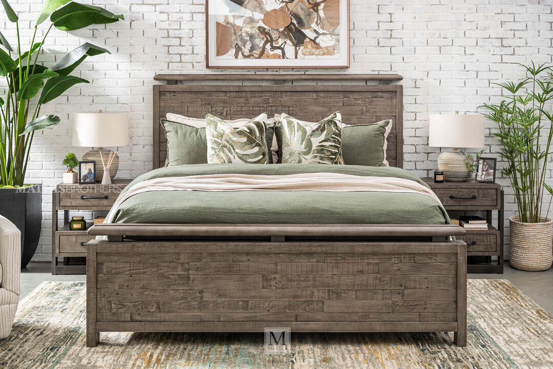 Brennagan King Panel Bed