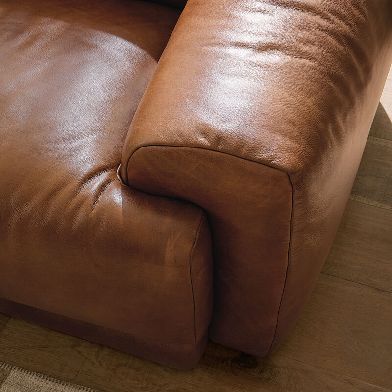 Fleetwood Chair