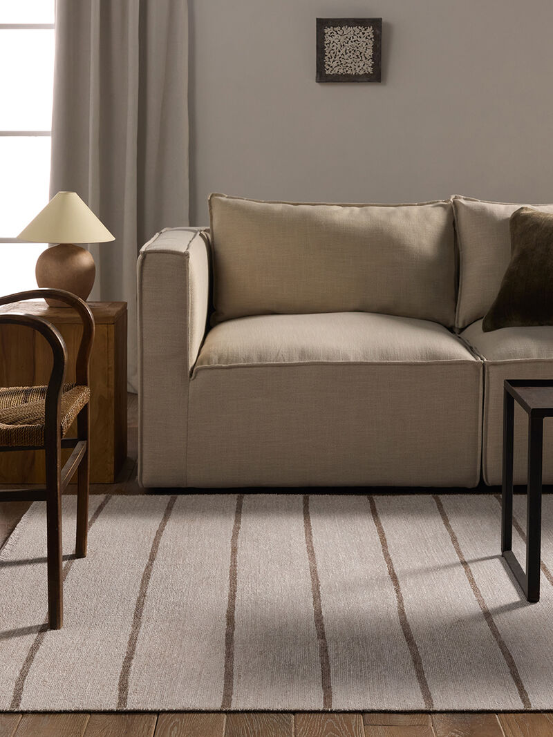 Ryn Saveen 5'x8' Rug