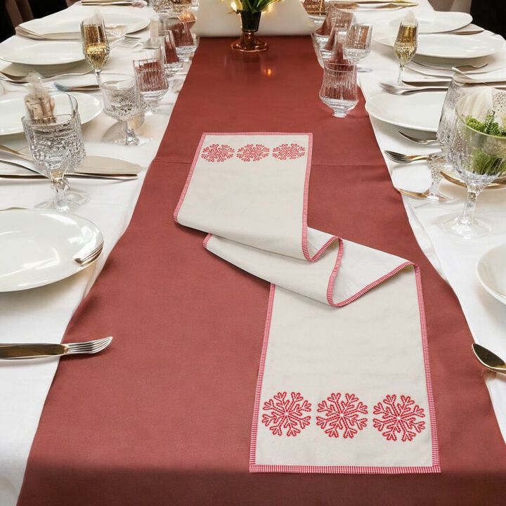 Holiday Table Runner – Festive Dining Decor for Christmas and Seasonal Celebrations