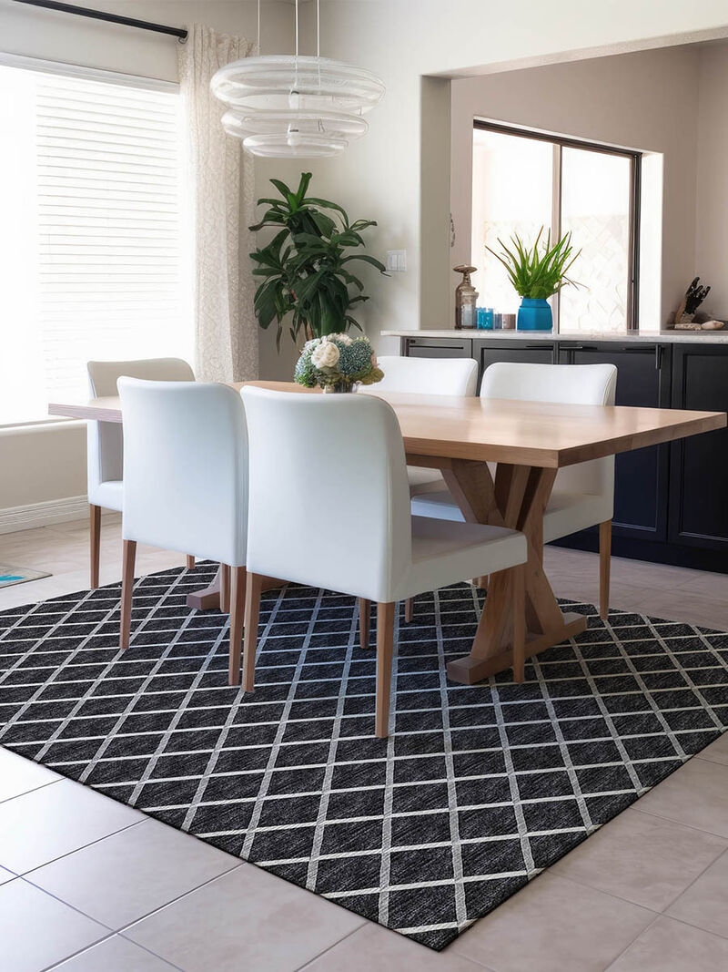 York YO1 Black 3' x 5' Rug