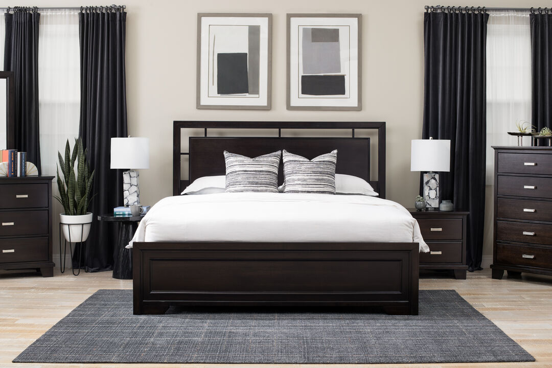 Covetown Queen Panel Bed