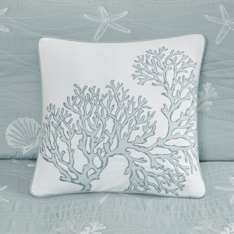 Gracie Mills Elisa 4 Piece Cotton Reversible Embroidered Quilt Set with Throw Pillow