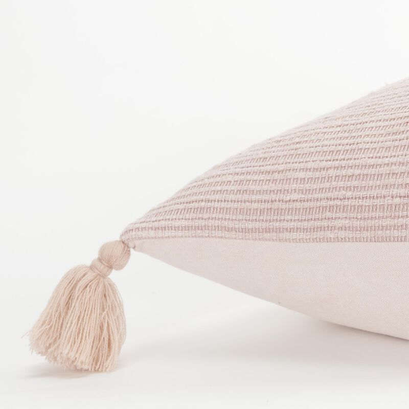 T19119 Pillow