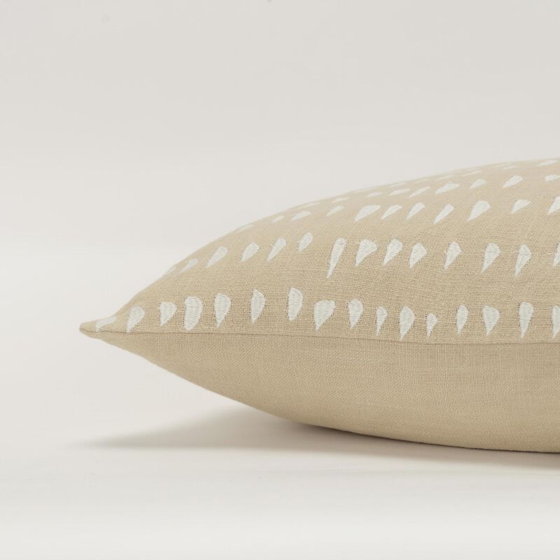 T20244 Pillow