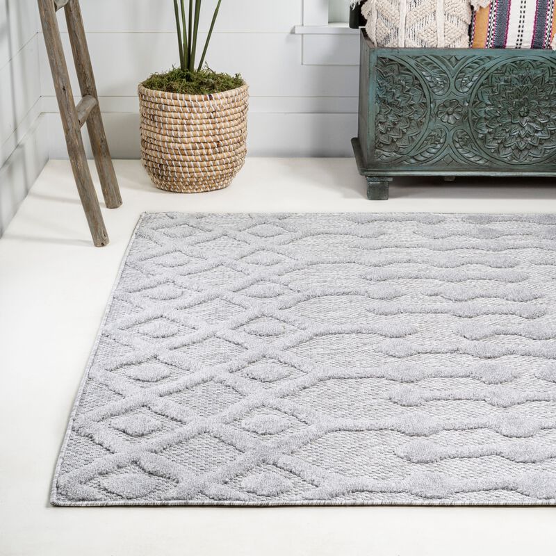 Peralta Moroccan Diamond Indoor/Outdoor Area Rug