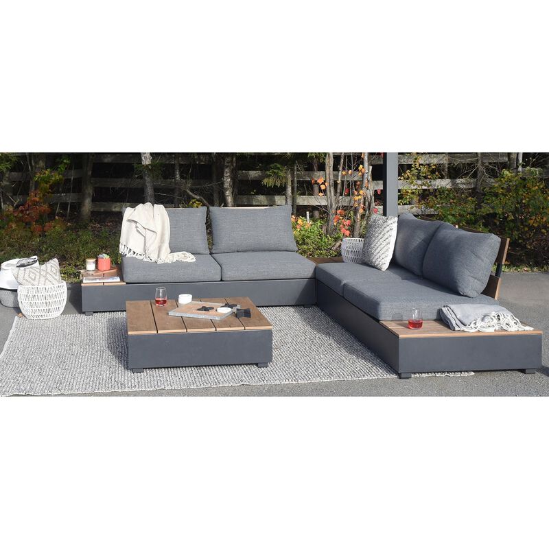 F. Corriveau International - Terra Rug, Indoor/Outdoor, 8' x 10'