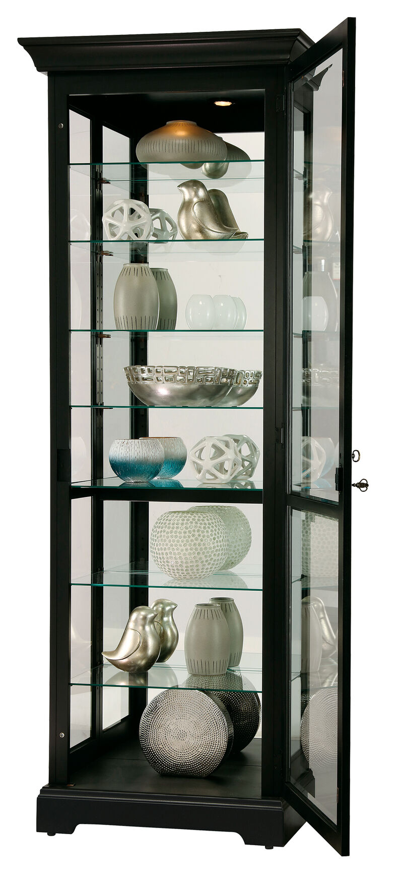 680660 Chesterbrook III Curio Cabinet