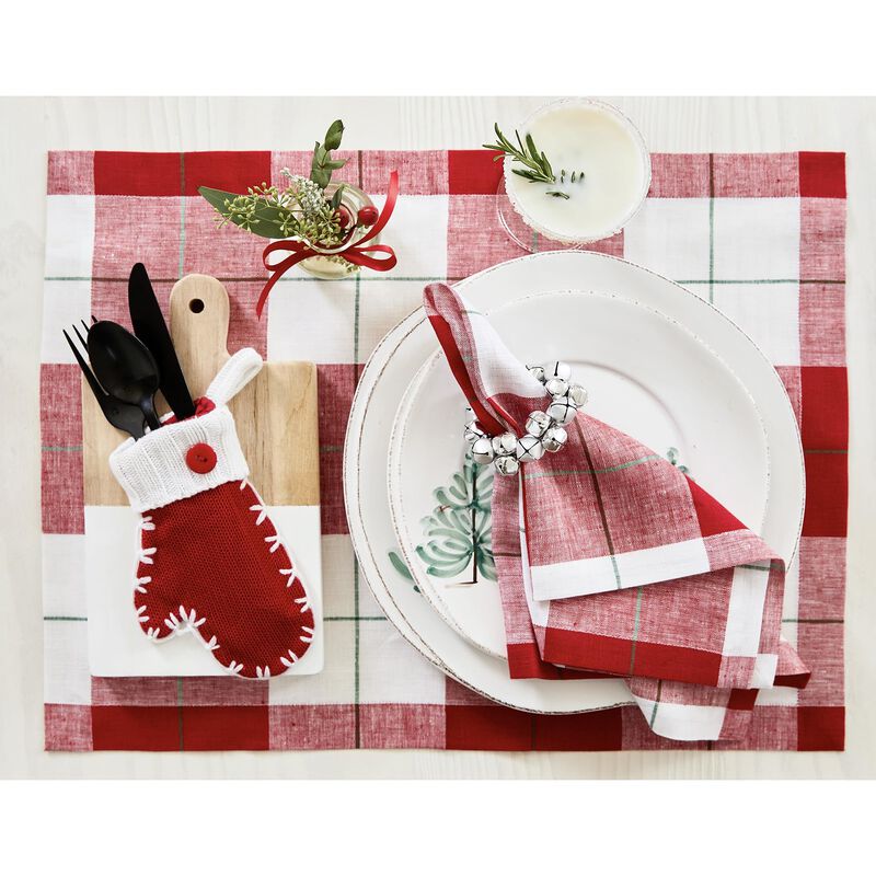 Solino Home 100% Pure Linen Cloth Napkins 20 x 20 Inch Set of 4 Dinner Napkins | Very Merry Plaid