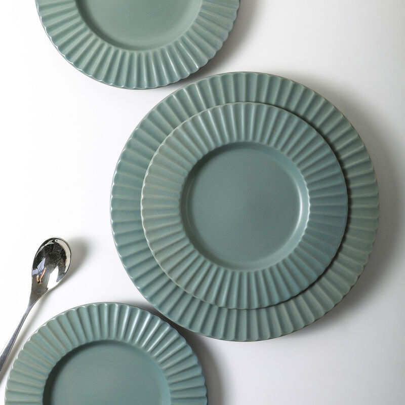 Christian Siriano Lusso Stoneware 16 Piece Dinnerware Set