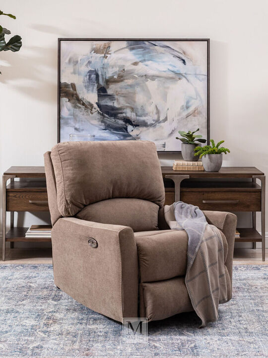 Wynter WYN07 5' x 7'6" Rug by Loloi