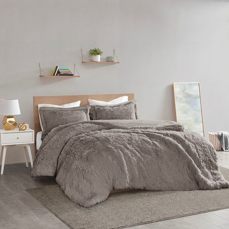 Gracie Mills Susie Solid Shaggy Long Fur Duvet Cover Set