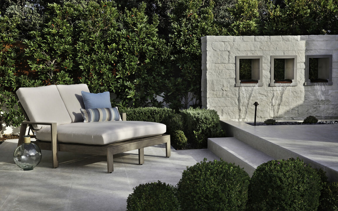 Laguna Double Chaise Lounge in Canvas Flax, No Welt