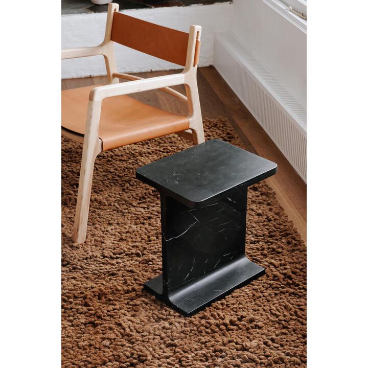 Moe�s Tullia Accent Table