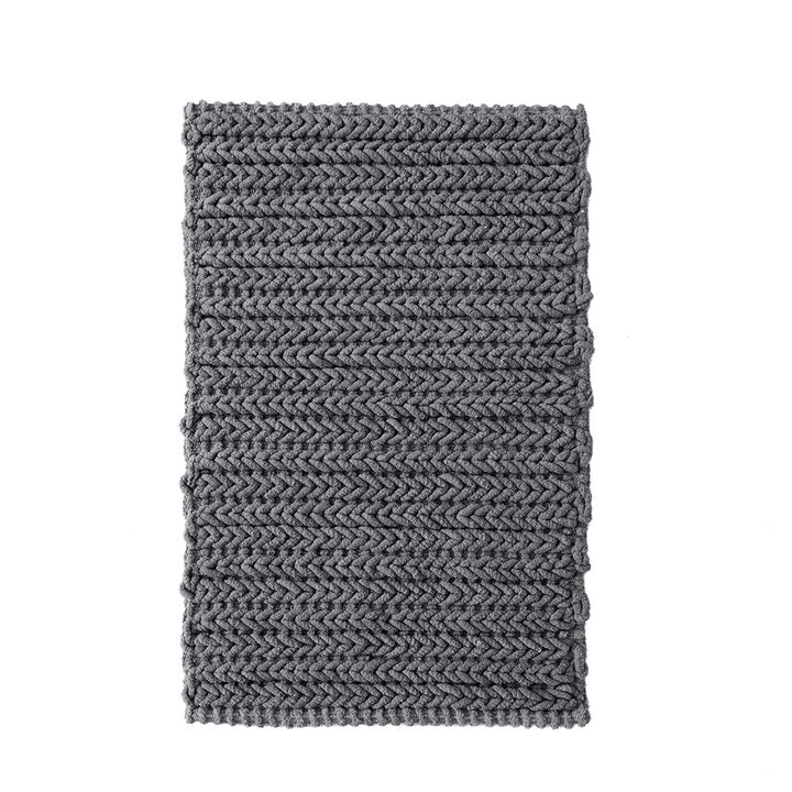 Gracie Mills Minnie Solid Cotton Chenille Chain Stitch Rug - 17x24"