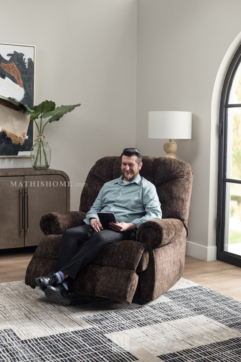 Movie Man Oversized Manual Recliner, Brown
