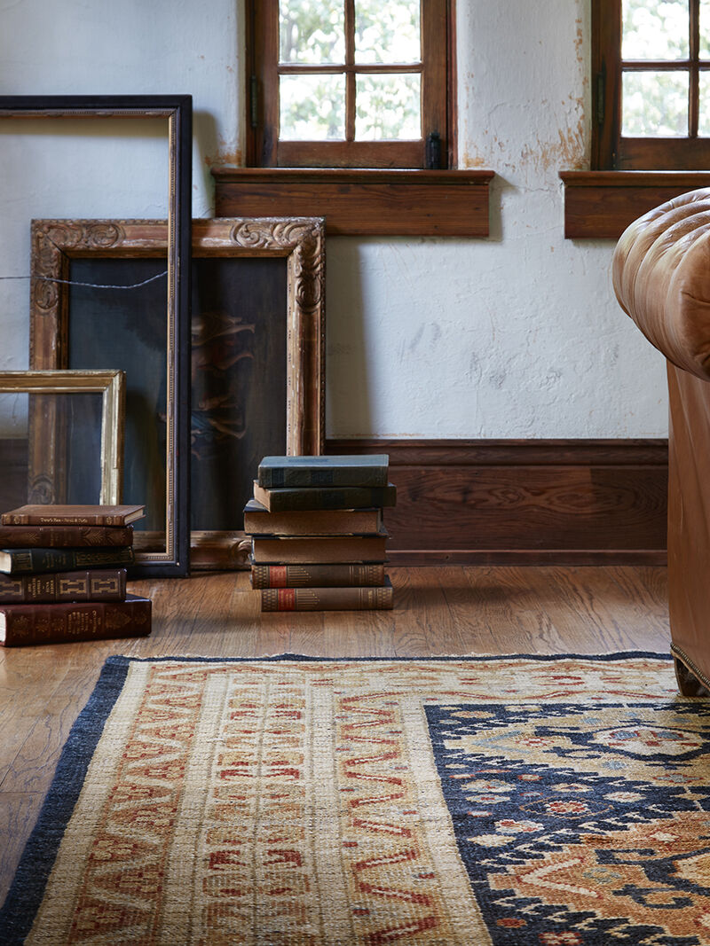 Heirloom HQ01 Navy/Multi 10' x 14' Rug
