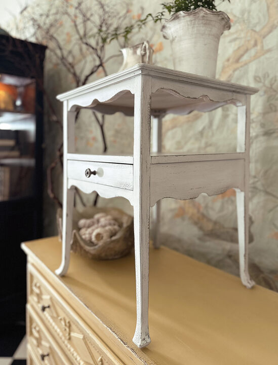 Charleston White 1 Drawer Accent Table