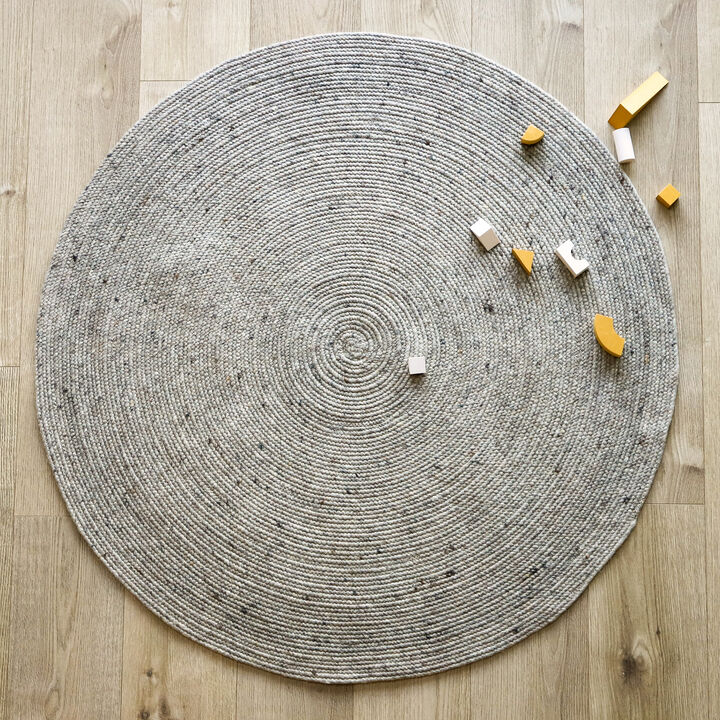 RUG NEETHU