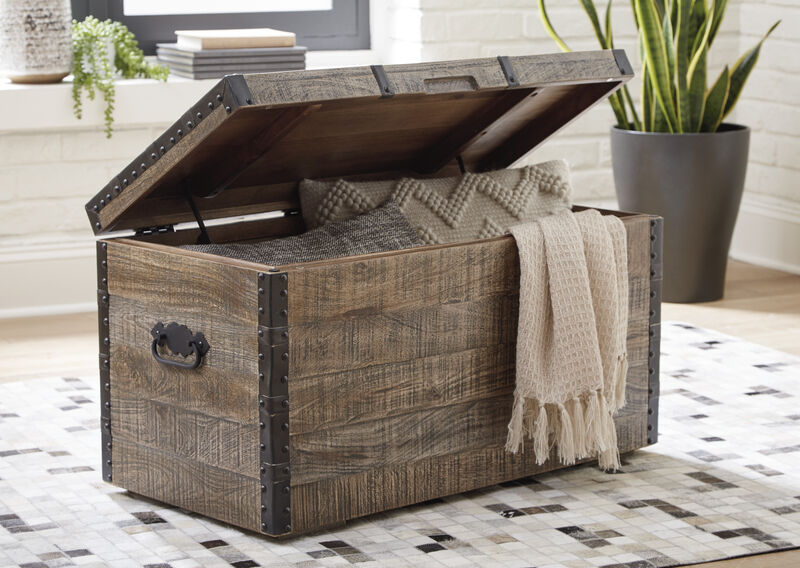 Dartland Distressed Gray Storage Trunk