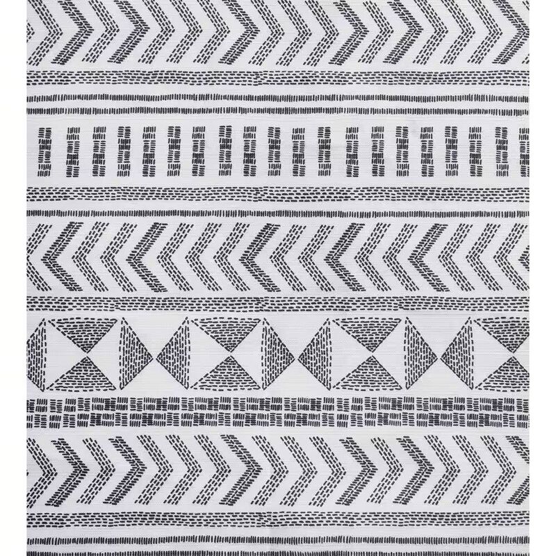 Scandi-Inspired Chevron Polyester Shower Curtain – Trendy Stripes, Wrinkle-Free & Easy to Clean